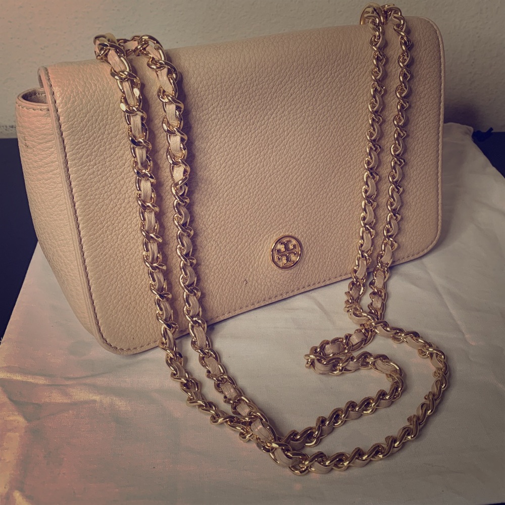 *Open For Offers**Authentic TORY BURCH leather bag